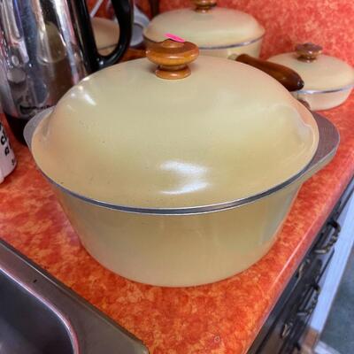 Vintage Pan Set