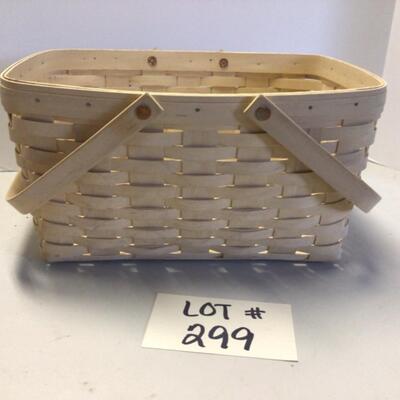 299 Longaberger White Basket with no protector 