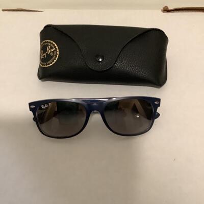 200 Blue Ray Ban Sunglasses 