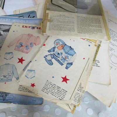 Vintage Knitting Booklets and Handouts, and Patterns and How To Install Zipper Instructions