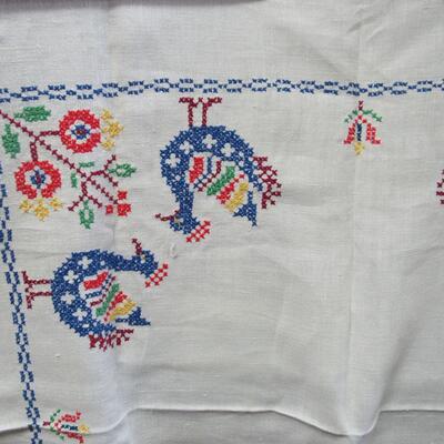 Vintage Square Tablecloth Crostitch Chickens