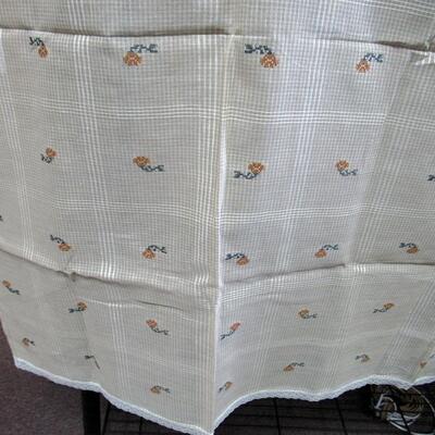 Lot of 6 Doileys, Kitchen Curtain Top, Potholder