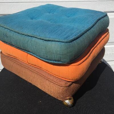 Mid Century Ottoman Seat with 2 Cushions