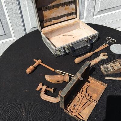 Mixed tool set and toolbox contents woodworker