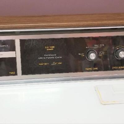 Lot #179  Maytag/Kenmore Washer/Gas Dryer Combo