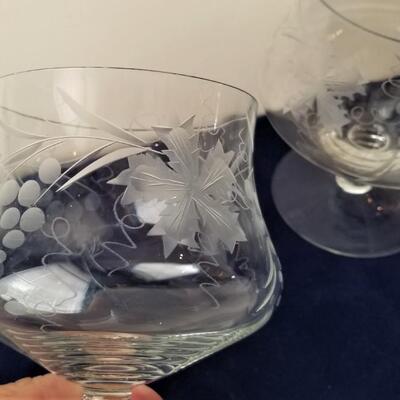 Lot #185  Set of 4 Acid Etched Shrimp Cocktail Dishes