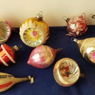 Lot #188  Lot of 14 Vintage Christmas Ornaments