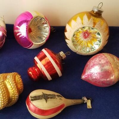 Lot #188  Lot of 14 Vintage Christmas Ornaments