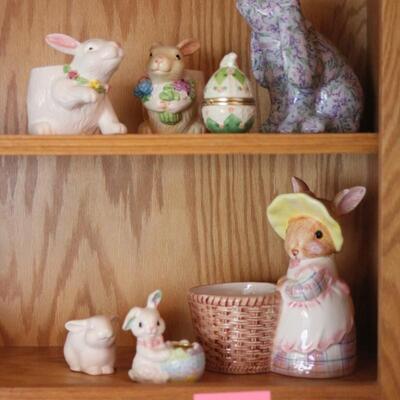 Lot 50 Collectible Bunny Figurines 