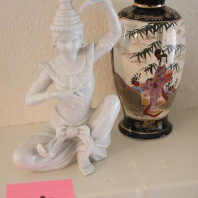 Lot 66 Japan DÃ©cor Pieces