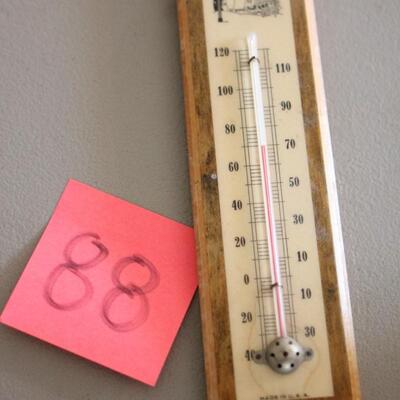 Lot 88 USA Thermometer