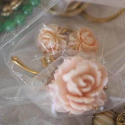 Lot 106 Necklace/Earring Combo Jewelry Sets