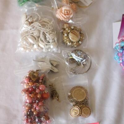 Lot 106 Necklace/Earring Combo Jewelry Sets