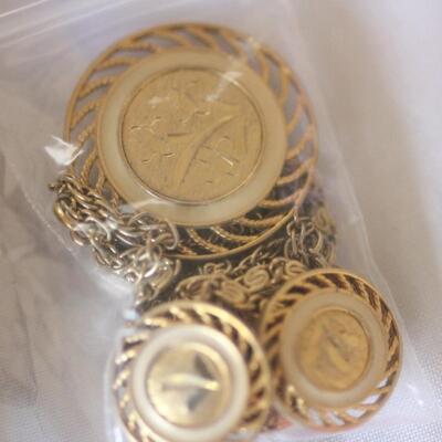 Lot 106 Necklace/Earring Combo Jewelry Sets