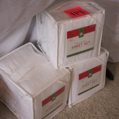 Lot 114 3 Twin Pack Bed Sheets