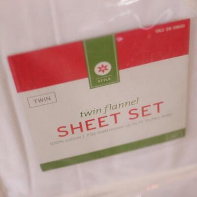 Lot 114 3 Twin Pack Bed Sheets
