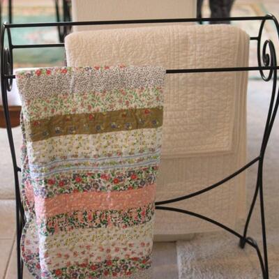 Lot 115 Quilt Rack w/ 2 Quilts 3' T