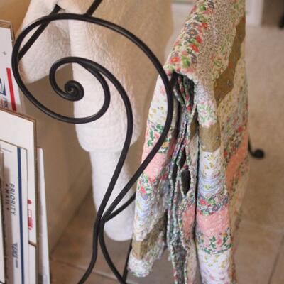 Lot 115 Quilt Rack w/ 2 Quilts 3' T