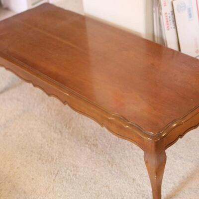 Lot 116 Vintage Maple Coffee Table 14x46x20