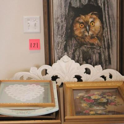 Lot 121 Vintage Framed Prints, Mirrors & More 
