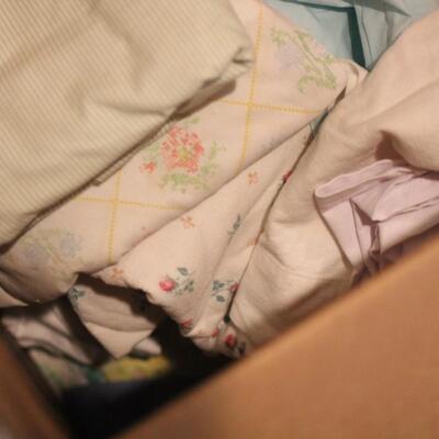 Lot 123 XL Box of Misc. Bed Sheets #1