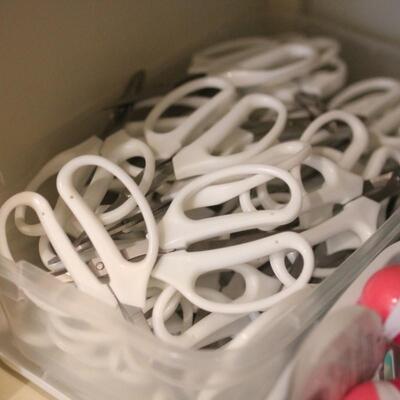 Lot 127 NWT Lint Rollers, Soaps, Scissors & More