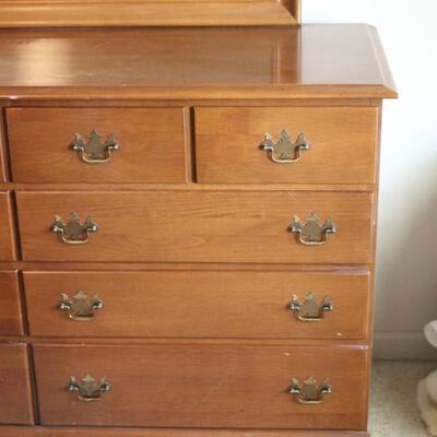 Lot 137 Vintage Imperial Quality Furniture Wood Dresser w/ Mirror 65x57x19