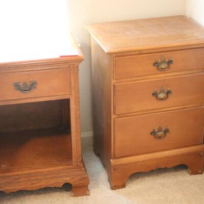 Lot 145 Vintage Imperial Quality Furniture Wood Nightstands