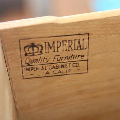 Lot 154 Vintage Imperial Quality Furniture Wood Dresser 4'x3'x19"