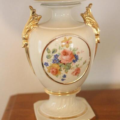 Lot 155 Vintage Lamp Lot 