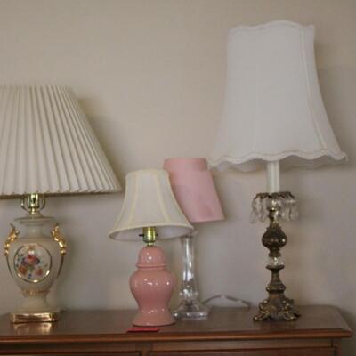Lot 155 Vintage Lamp Lot 
