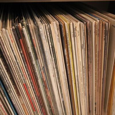 Lot 167 Massive Lot of Vintage Collectible Records #1
