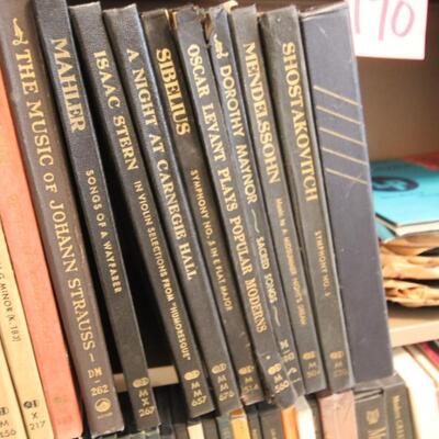 Lot 170 Massive Lot of Vintage Collectible Records #2