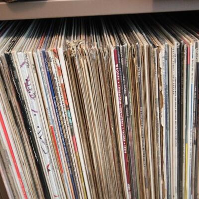 Lot 174 Massive Lot of Vintage Collectible Records #3