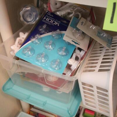 Lot 181 NWT Hooks, Note Pads & More