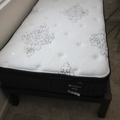 Lot 190 Sit N Sleep Dream Collection Twin Mattress w/ Bed Frame