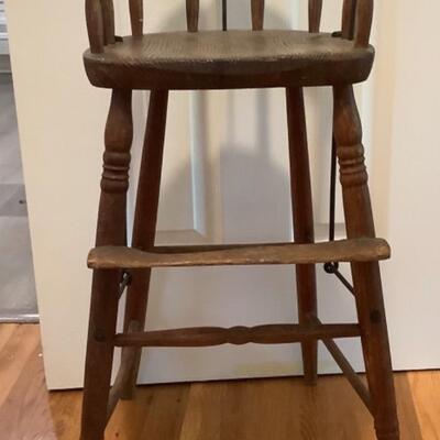 353 Antique Wooden Childs / Doll Chair 