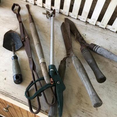 Lot of garden tools 