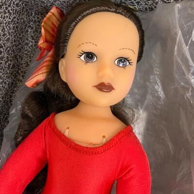 #35 Vintage Horseman Robin Woods Curtain Call Dolls with Trunk 