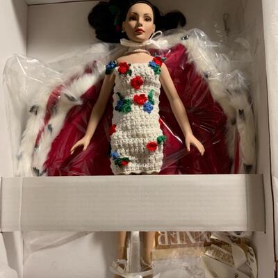 #39 Robert Tonner Miss America - AM 1301