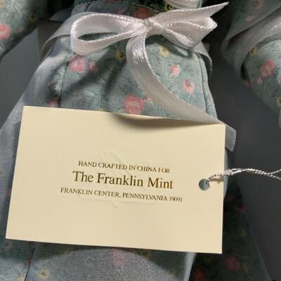 #40 Rare Franklinâ€™ Mint Lily Gibson Girl