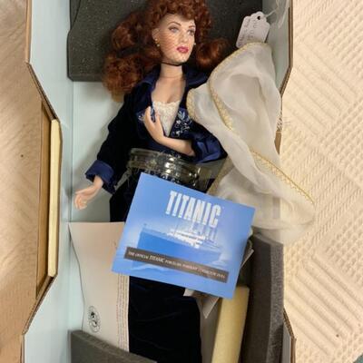 #65 Titanic â€œRoseâ€ Doll - Franklin Mint
