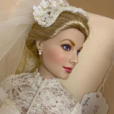 #62 Princess Grace Kelly - Barbie Bribal Dolls