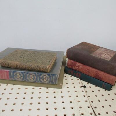 Lot 116 - Vintage Books - Bobbsy Twins 1st Edition - The Complete Story of the Galveston Horror