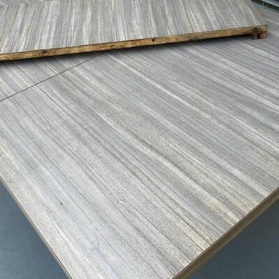Lot 489  Vintage 1960s Gray Wood Grain Formica Dinette Table w/Extra Leaf