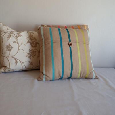 Throw Pillows