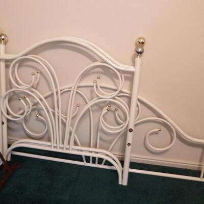 Day Bed with Twin Mattress
