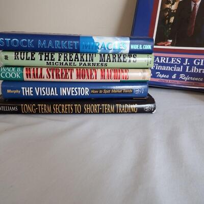 Stock Market Books & Reference Manuals