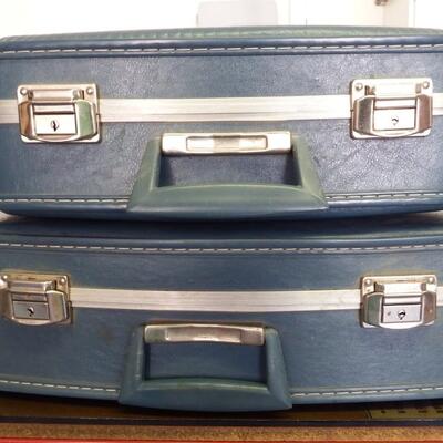 Vintage Suitcases Set of 2