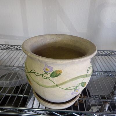 Decorative Planter with Water Tray